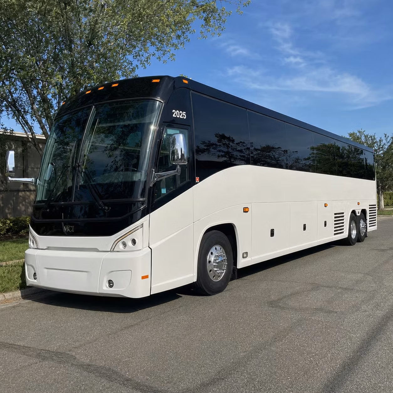henderson charter bus rental exterior